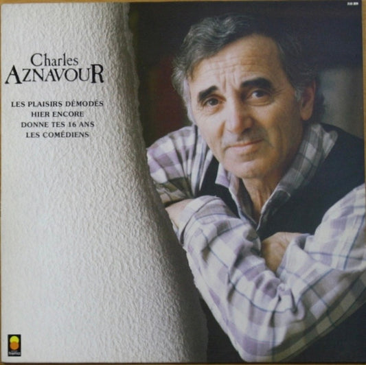 Charles Aznavour - Les Plaisirs Démodés